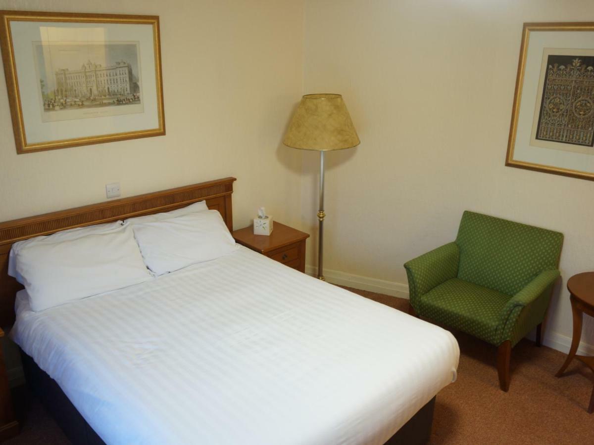 The Corner House Hotel Annan Oda fotoğraf